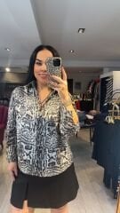 leopar desen saten ayrobin kumaş gömlek